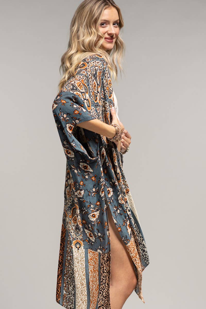 Artemis Vintage Inspired Paisley Kimono