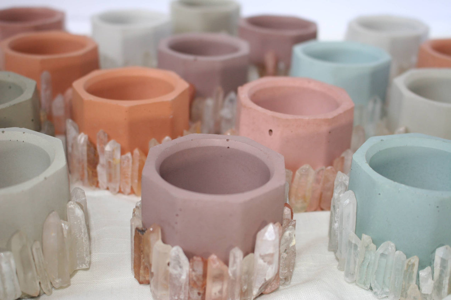 Mini Crystal Point Cement Planter: Mint / No Drainage Hole