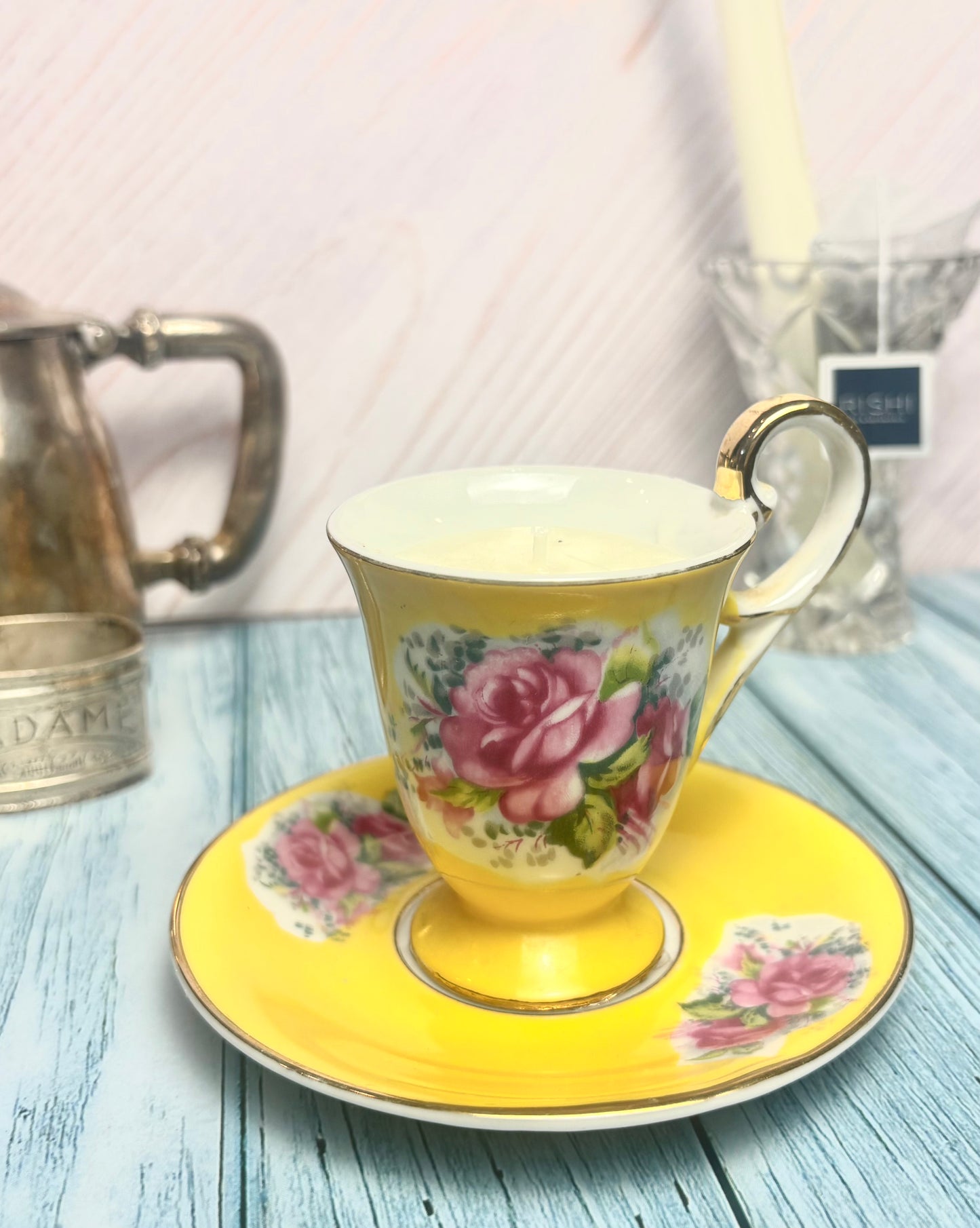 Golden Roses - Vanilla & Cardamom